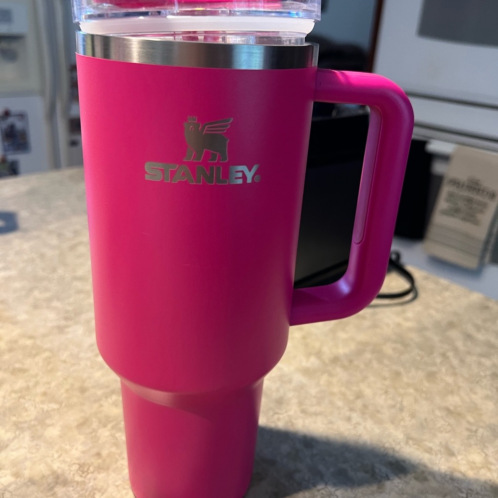 Hot Pink 40 oz Stanley